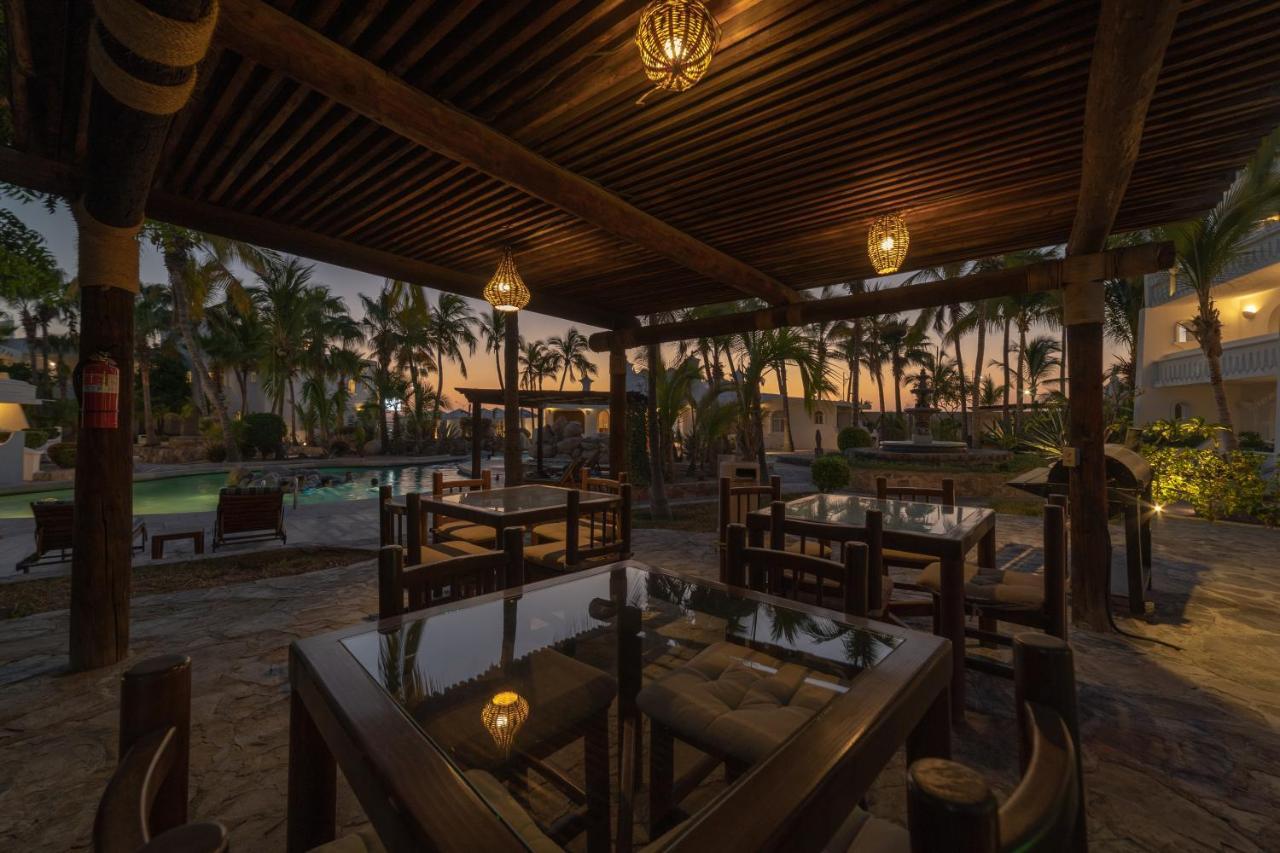 Hotel & Suites El Moro 拉巴斯 外观 照片