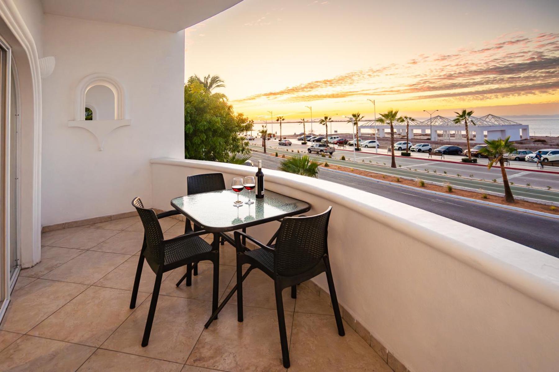 Hotel & Suites El Moro 拉巴斯 外观 照片
